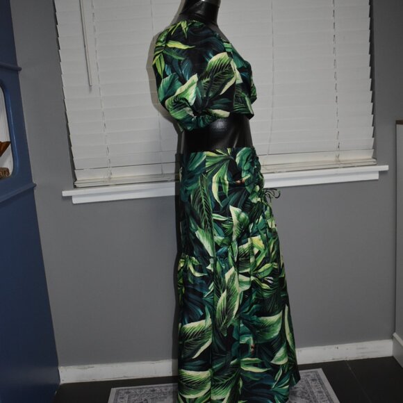 Tropical Resortwear Set (Cropped top and Maxi Skirt) - Picture 5 of 9